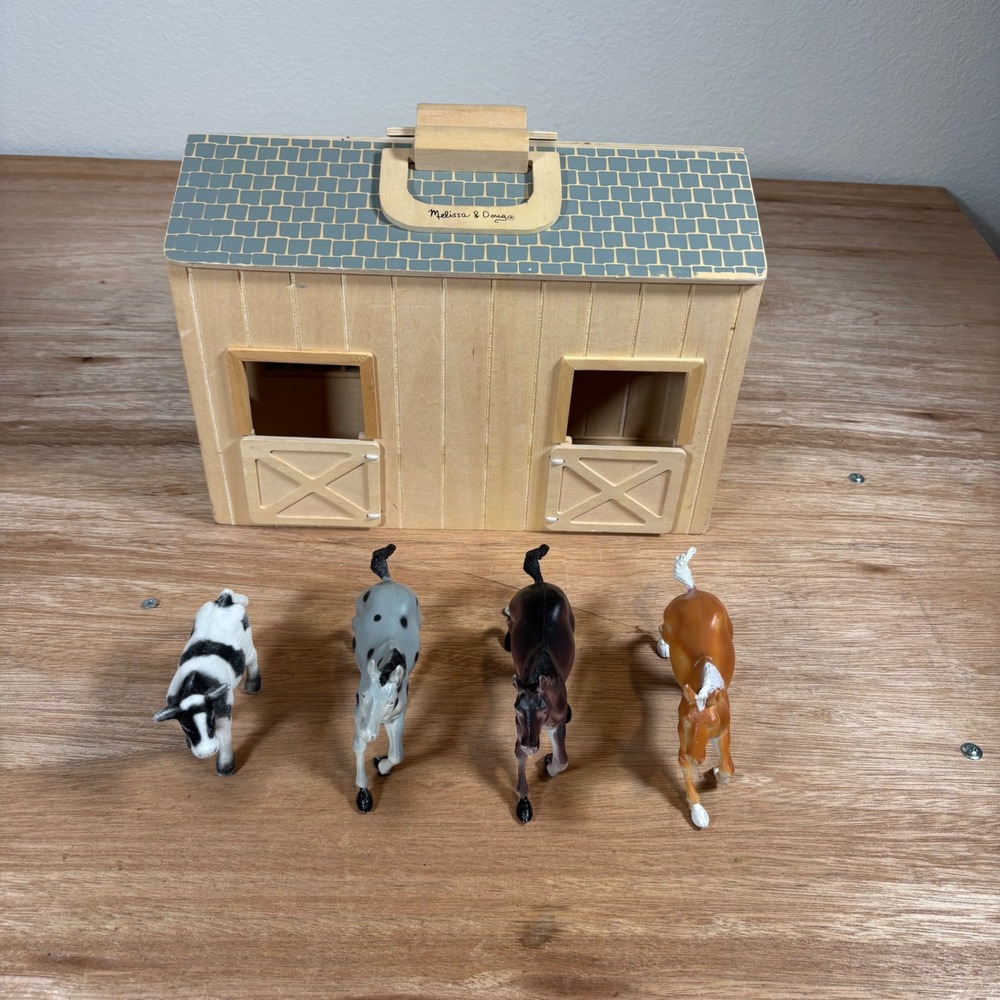 Melissa & Doug Wooden Horse Stable Barn Play Set with 4 Animal Figures